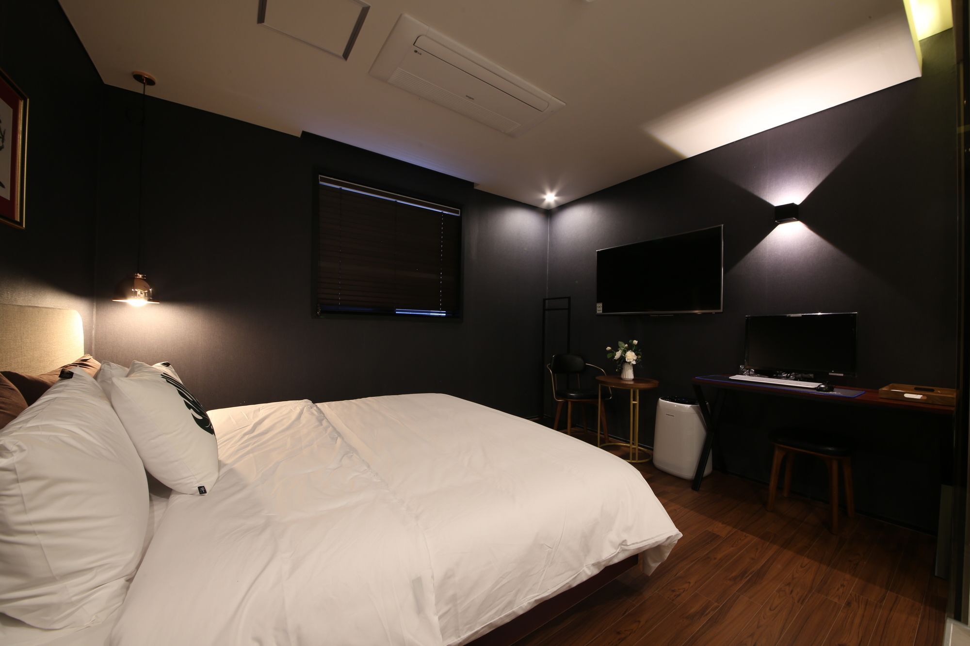 Brown Dot Hotel Yangjeong Busan Buitenkant foto