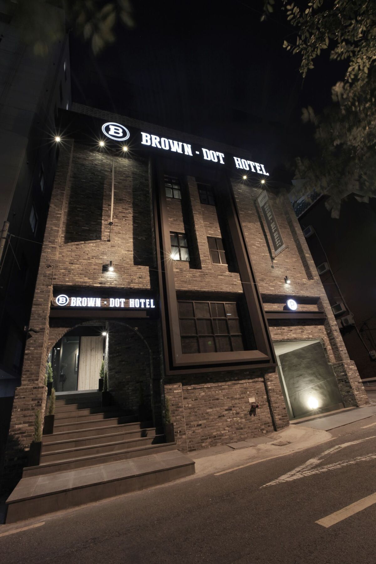 Brown Dot Hotel Yangjeong Busan Buitenkant foto
