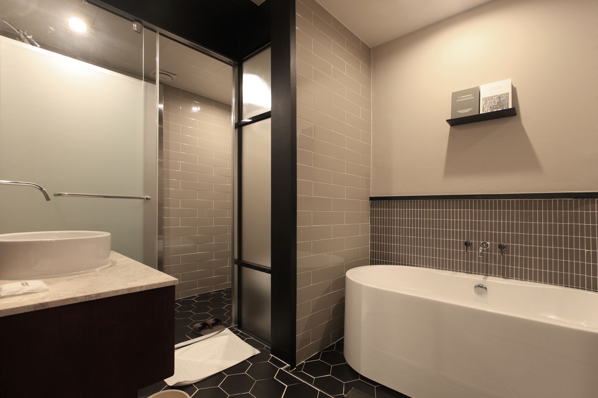 Brown Dot Hotel Yangjeong Busan Buitenkant foto