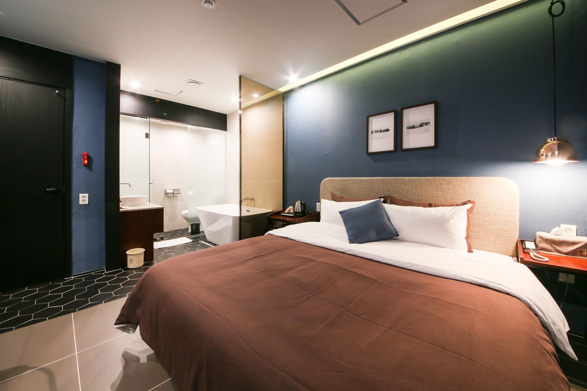 Brown Dot Hotel Yangjeong Busan Buitenkant foto
