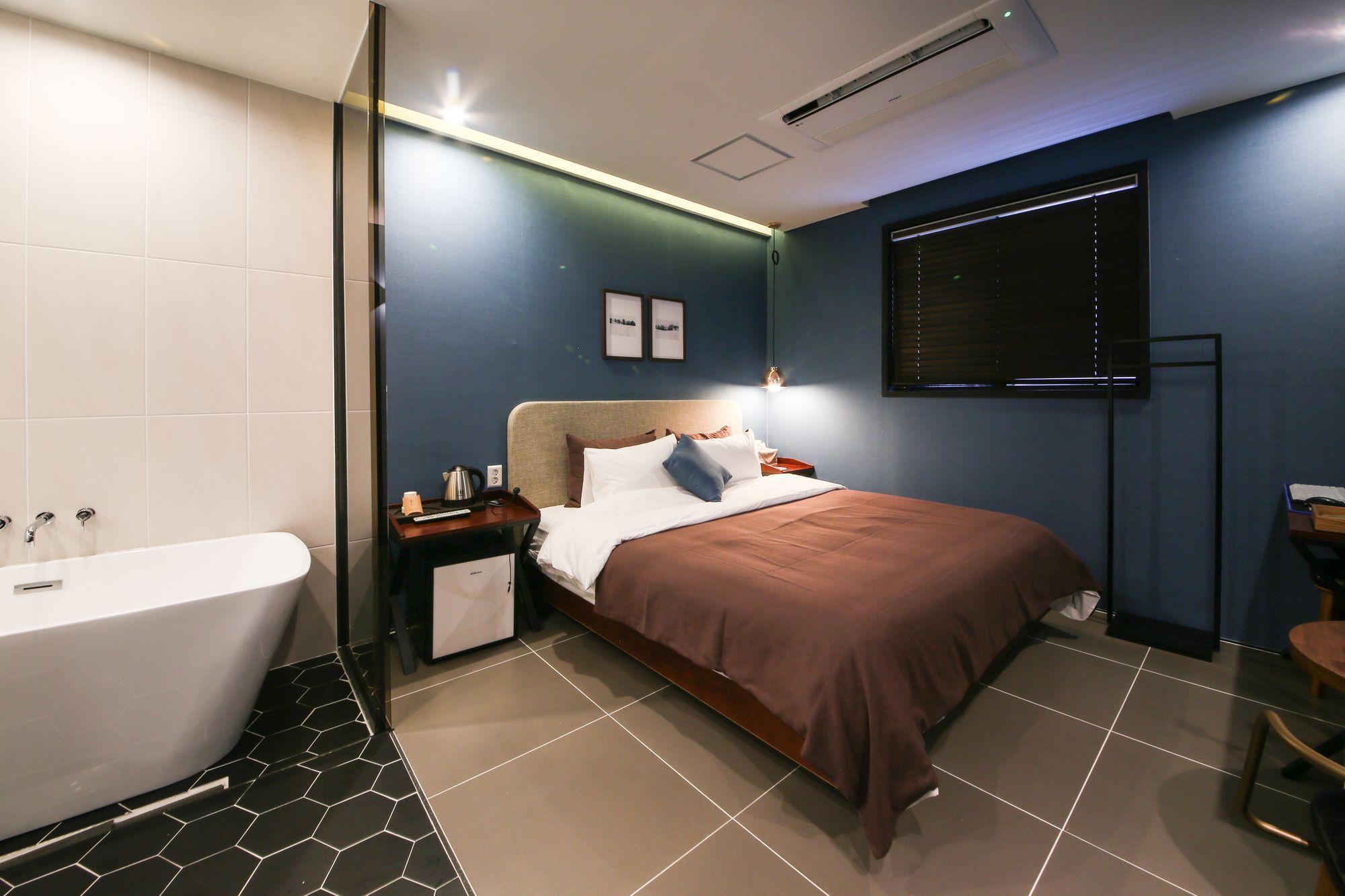 Brown Dot Hotel Yangjeong Busan Buitenkant foto