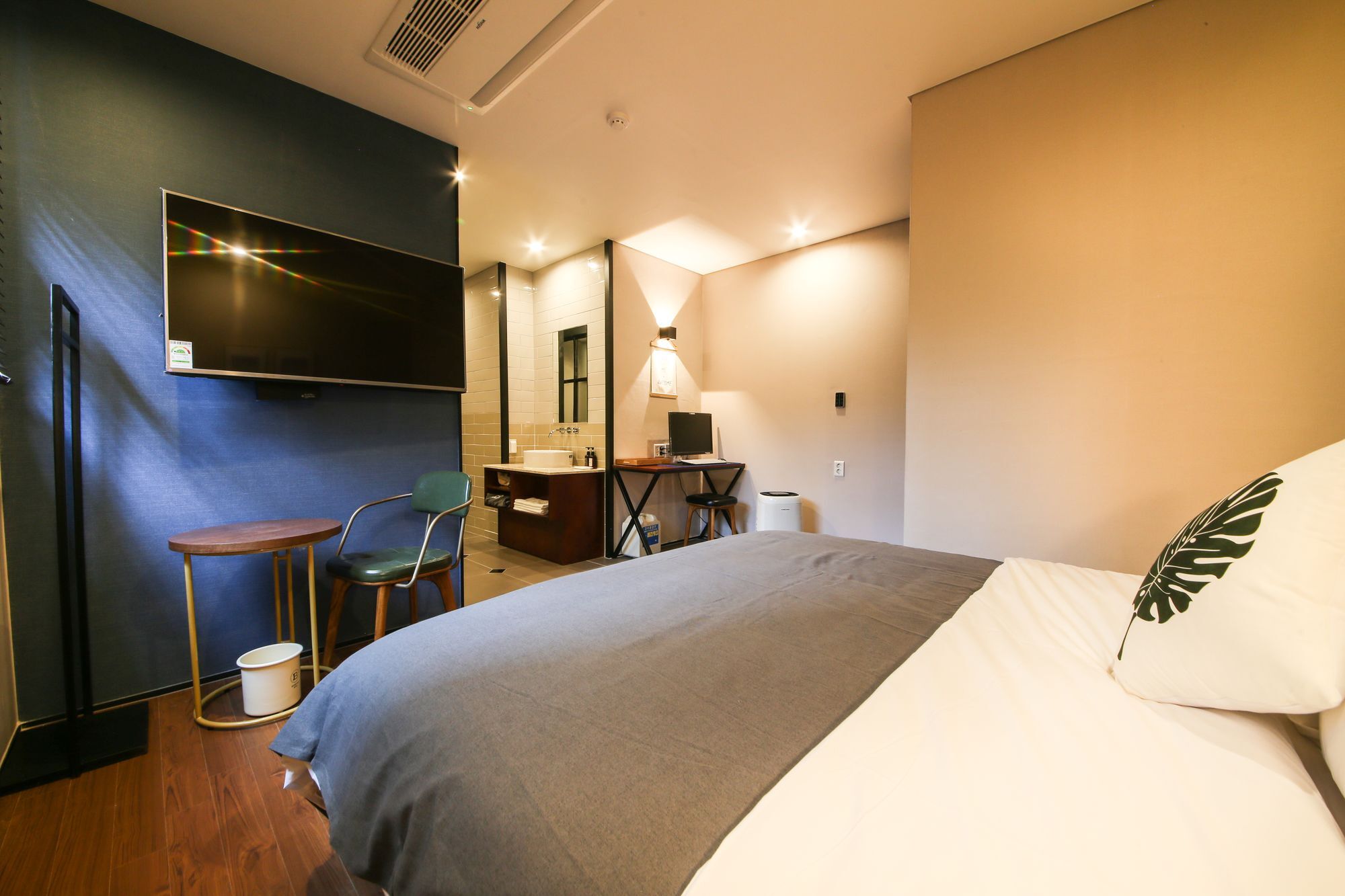 Brown Dot Hotel Yangjeong Busan Buitenkant foto